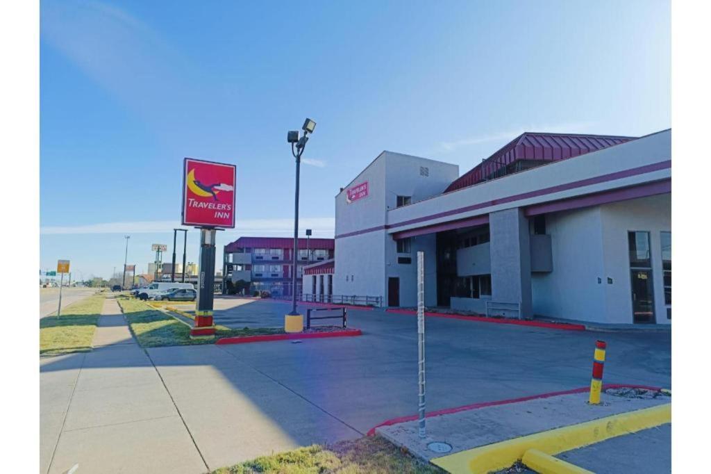 Travelers Inn By Oyo Wichita Falls Exterior foto